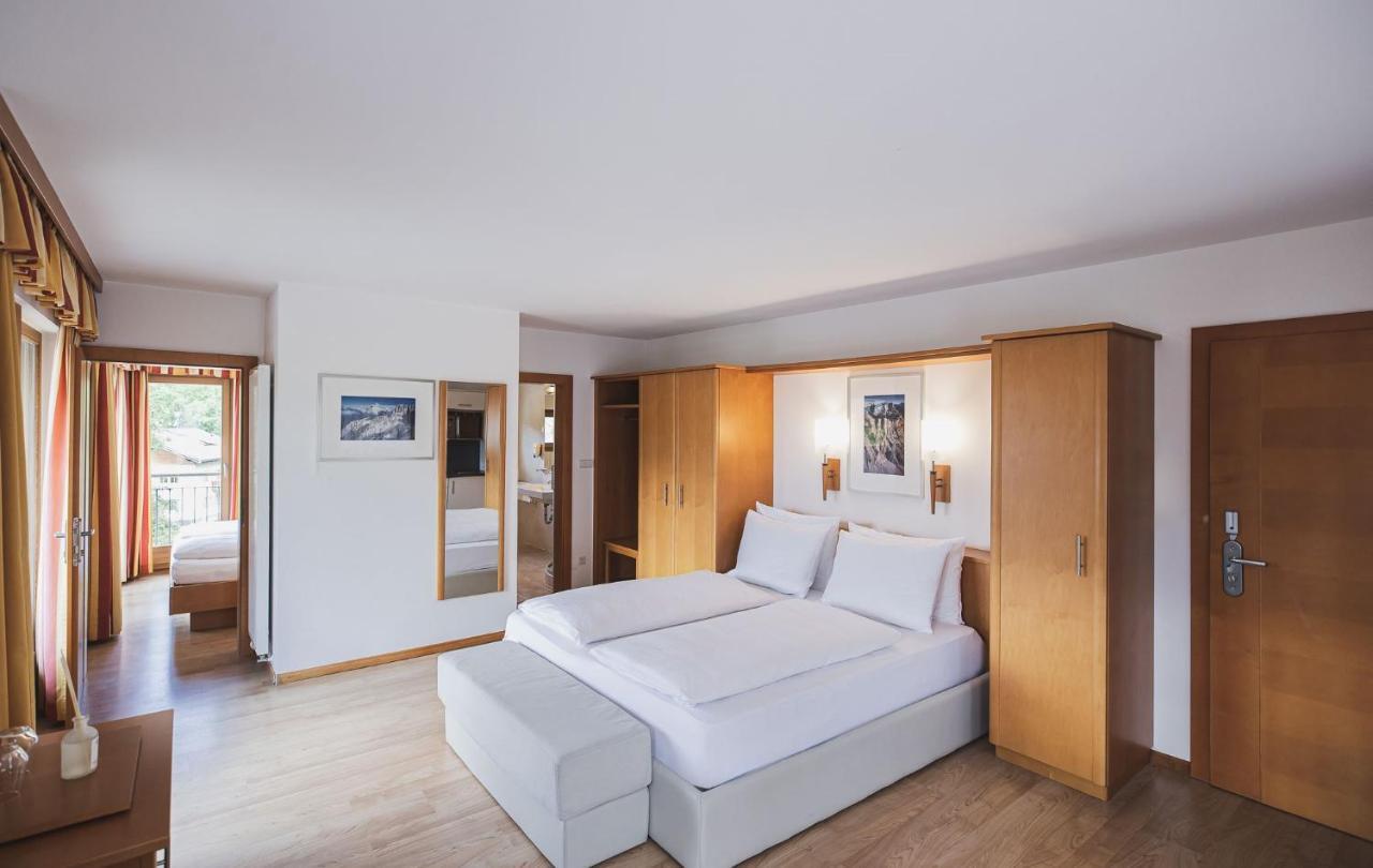 Hotel Broetz Rasùn di Sotto Exteriör bild