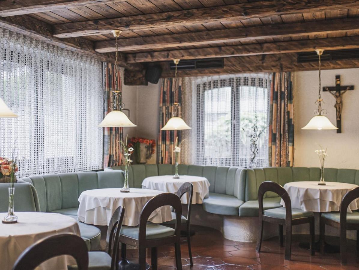 Hotel Broetz Rasùn di Sotto Exteriör bild