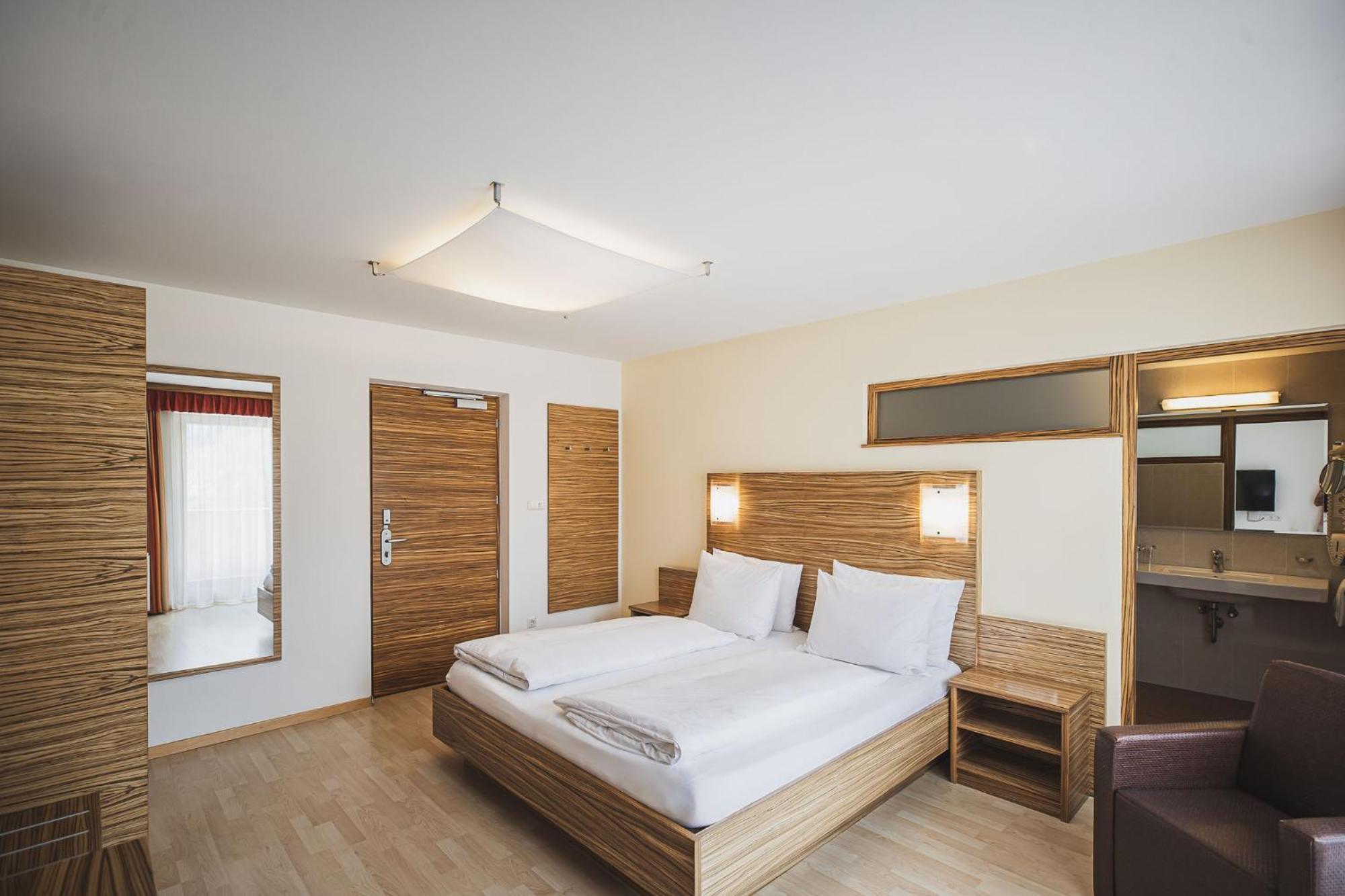 Hotel Broetz Rasùn di Sotto Exteriör bild